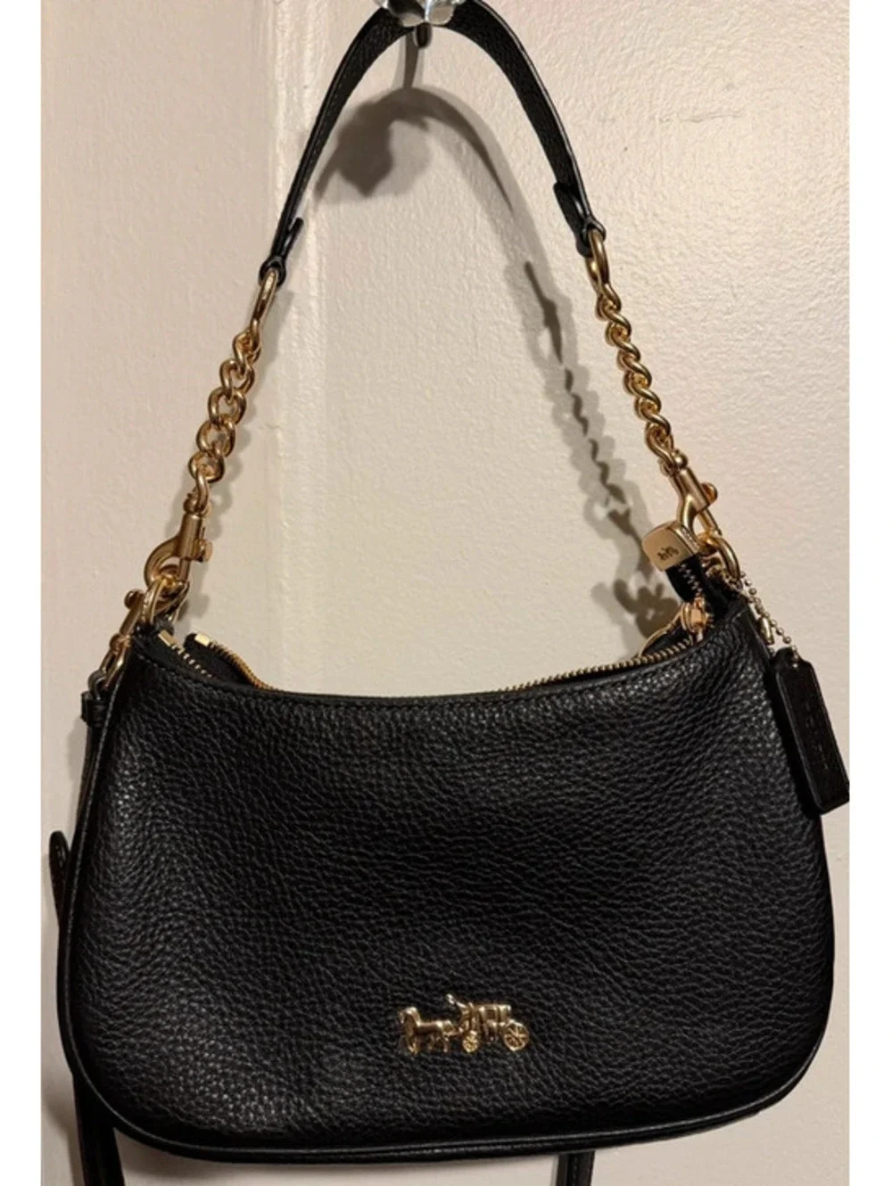 Coach Teri Shoulder Bag CL892 Black Pebbled Leather Gold Horse & Carriage Chain